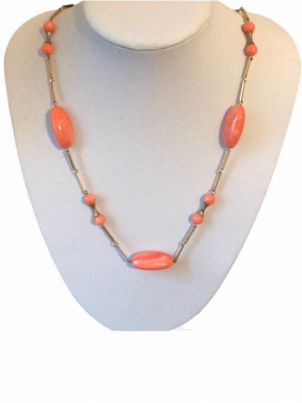 Vintage Gold Tone and Coral Coloured Resin Bead Necklace